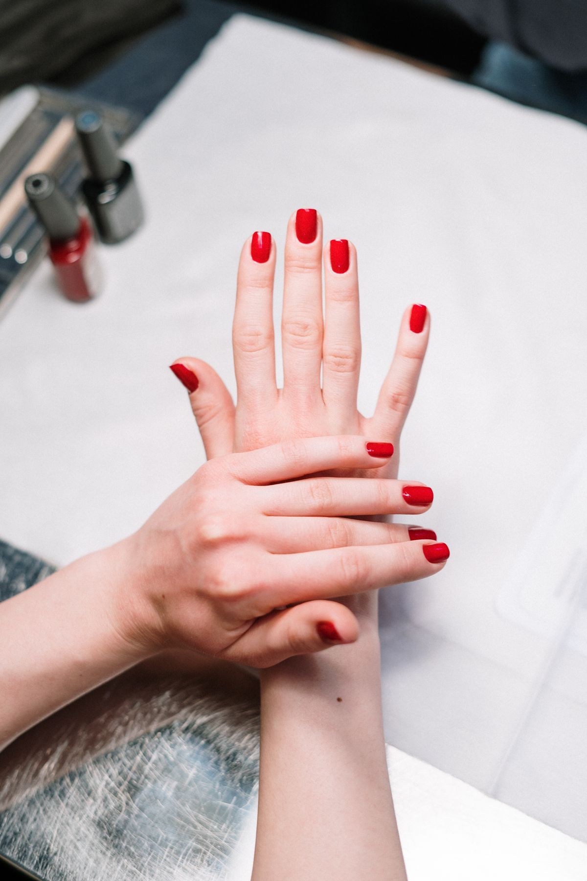 Nail set styled like the work at Pretty Girl Nail Bar